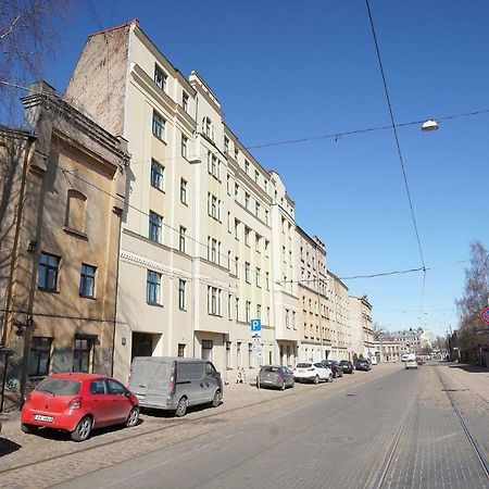Ferienwohnung New Bohemian Crash Pad In Riga Center Exterior foto