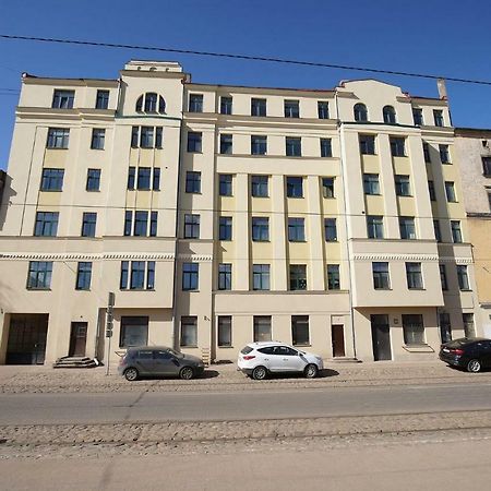 Ferienwohnung New Bohemian Crash Pad In Riga Center Exterior foto