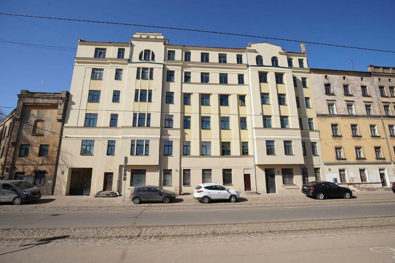 Ferienwohnung New Bohemian Crash Pad In Riga Center Exterior foto